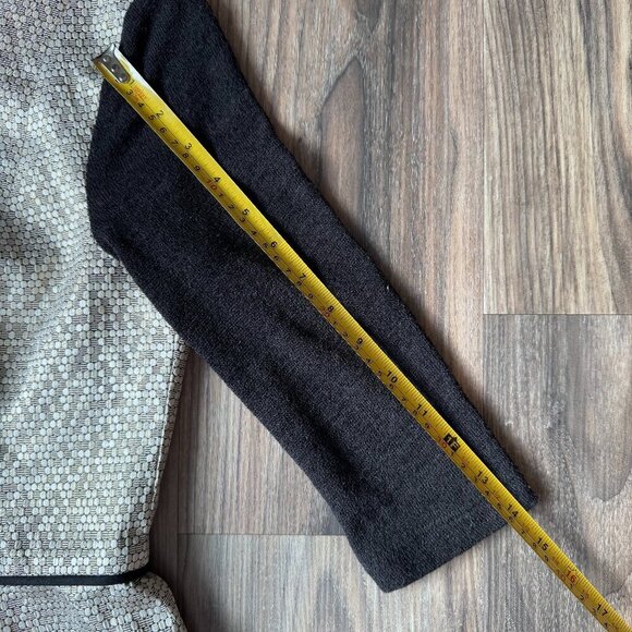 Black Halo Savona Metallic Gold Black Sleeve Mini Dress Size‎ 4 sparkle sequin - Picture 3 of 14